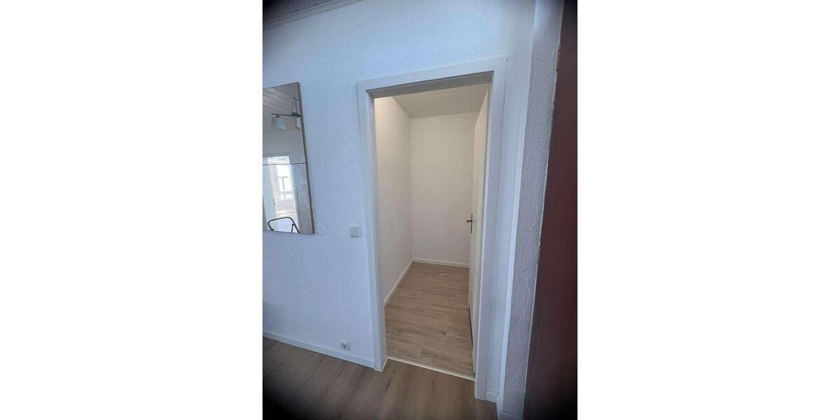 Etagenwohnung Köln Lindenthal - 2 Zimmer, 64 m&sup2;, 960&euro; | Angebot:26679306