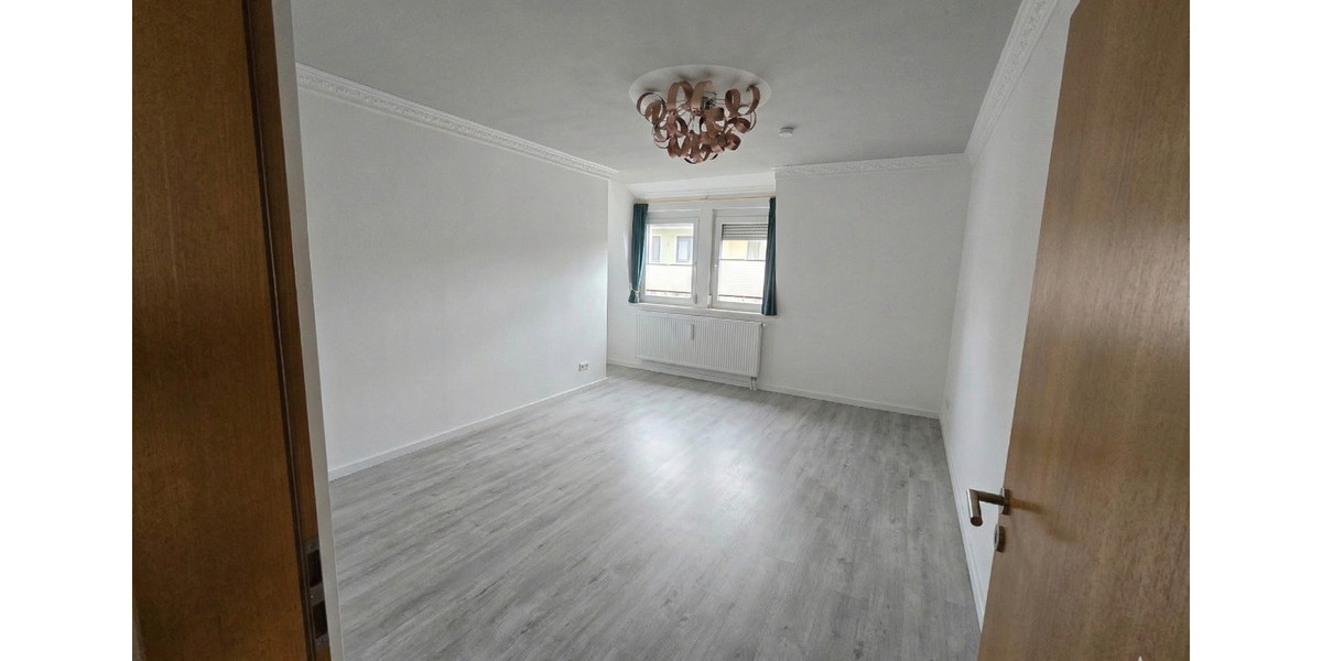 Maisonettenwohnung Schweinfurt Gartenstadt - 5 Zimmer, 206 m&sup2;, 1.620&euro; | Angebot:25941787