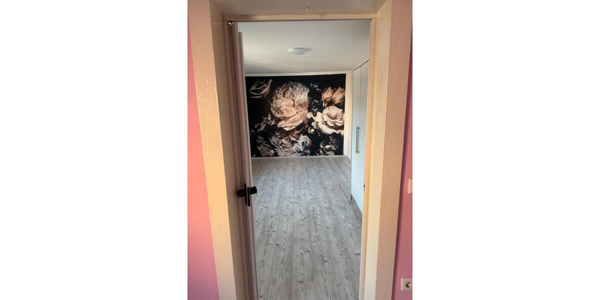 Erdgeschoßwohnung Grevenbroich - 3 Zimmer, 72 m&sup2;, 1.000&euro; | Angebot:25640107