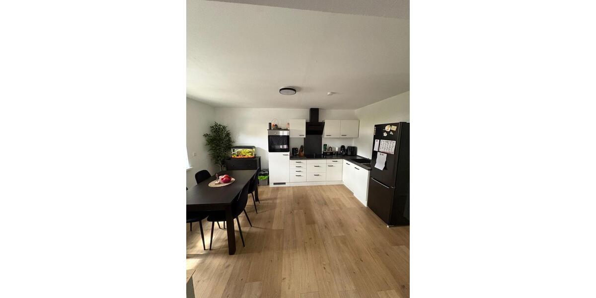 Etagenwohnung Sundern (Sauerland) - 4 Zimmer, 81 m&sup2;, 1.180&euro; | Angebot:26603549