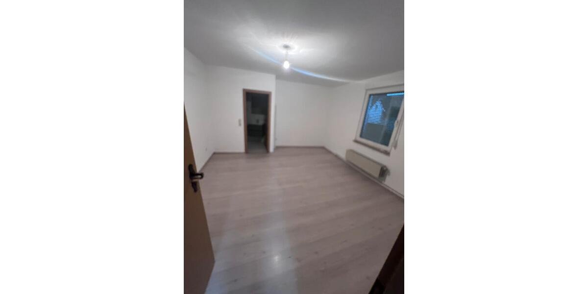 Etagenwohnung Geilenkirchen - 5 Zimmer, 105 m&sup2;, 1.050&euro; | Angebot:26279681