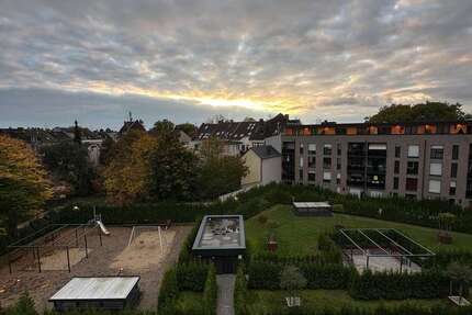 Wohnung zum Mieten in Krefeld 1.500 € 132 m² 4 zimmer