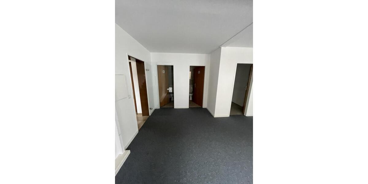 Gewerbeobjekt Moers - 1.470&euro; | Angebot:26233498