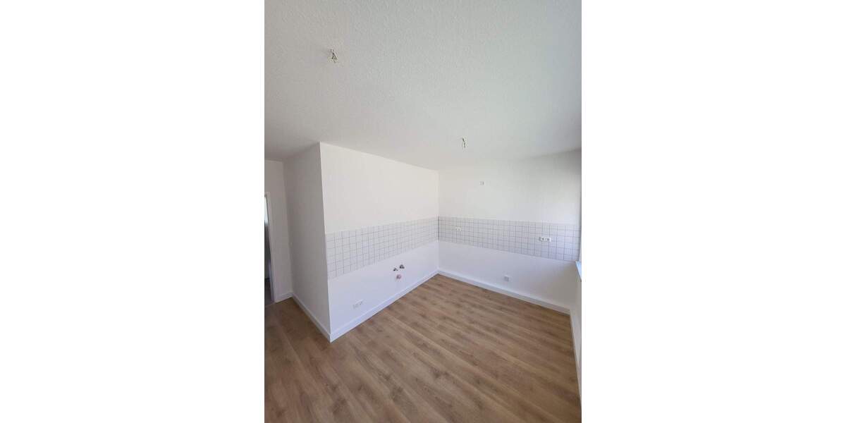 Etagenwohnung Altenburg - 2 Zimmer, 64 m&sup2;, 505&euro; | Angebot:24906489