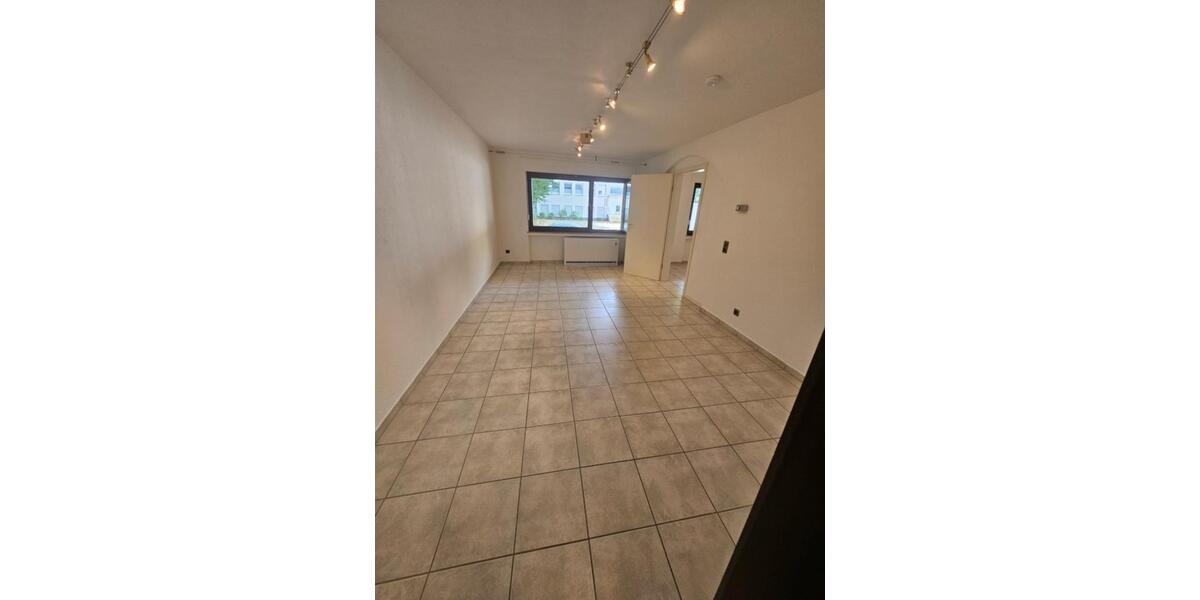 Kaiserviertel I Schöne 2-Zimmer WG mit großer Einbauküche 2 zimmer