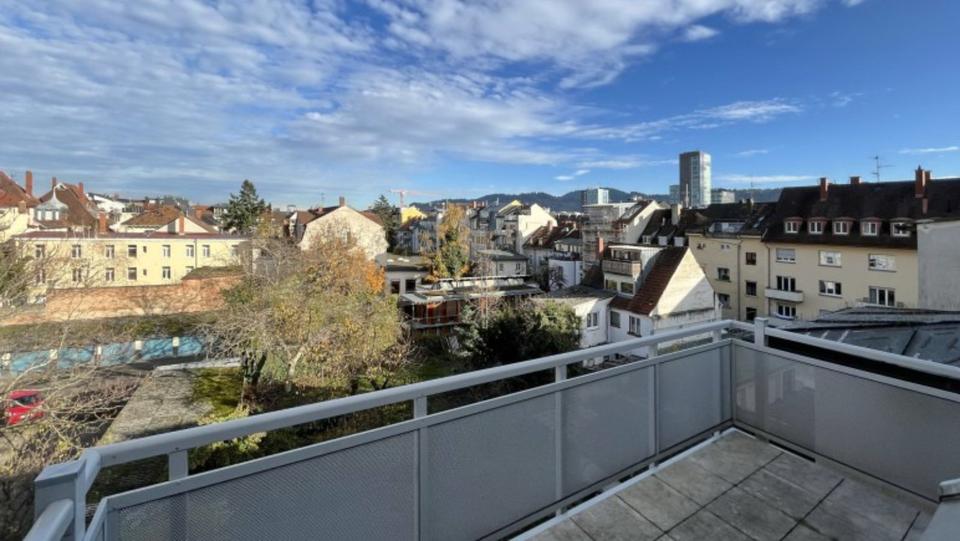 Wohnen auf Zeit Freiburg im Breisgau Brühl - 1 Zimmer, 78 m&sup2;, 775&euro; | Angebot:24815353