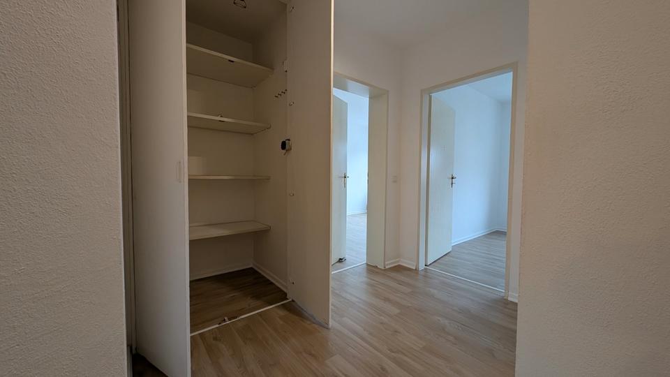 Etagenwohnung Gütersloh Kattenstroth - 4 Zimmer, 83 m&sup2;, 950&euro; | Angebot:26022701