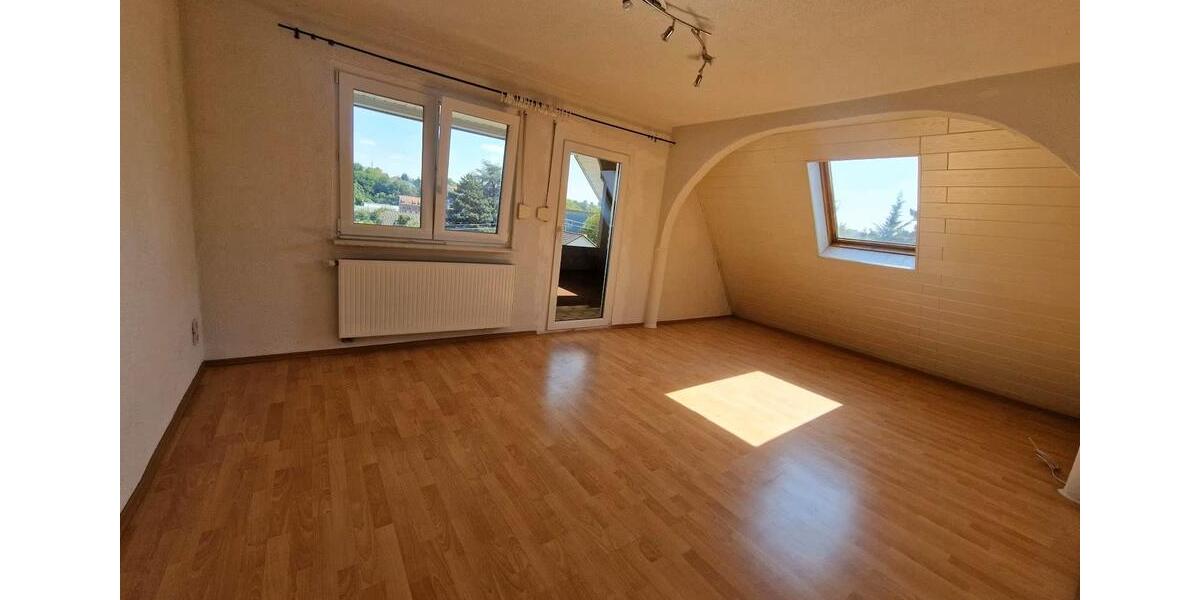Etagenwohnung Bretten - 4 Zimmer, 95 m&sup2;, 950&euro; | Angebot:26677331
