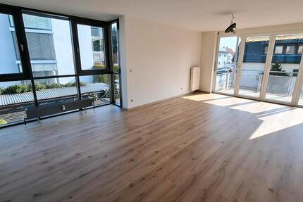 Wohnung Täferrot - 3 Zimmer, 82 m&sup2;, 880&euro; | Angebot:25432160