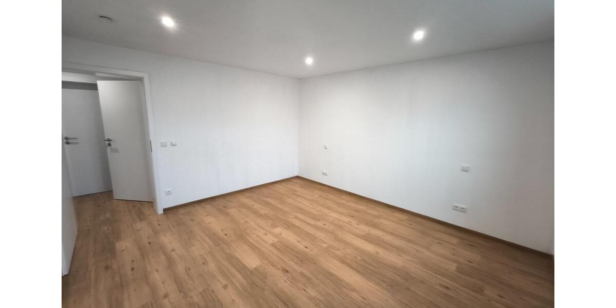 Etagenwohnung Trostberg - 4.5 Zimmer, 93 m&sup2;, 1.209&euro; | Angebot:24825983