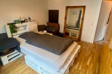 WG-Zimmer (7 TageWoche) oder Pendlerwohnung (Mo-Fr) in Nippes zimmer