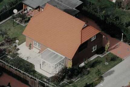 Haus zum Mieten in Westerstede 1.200 € 173 m²