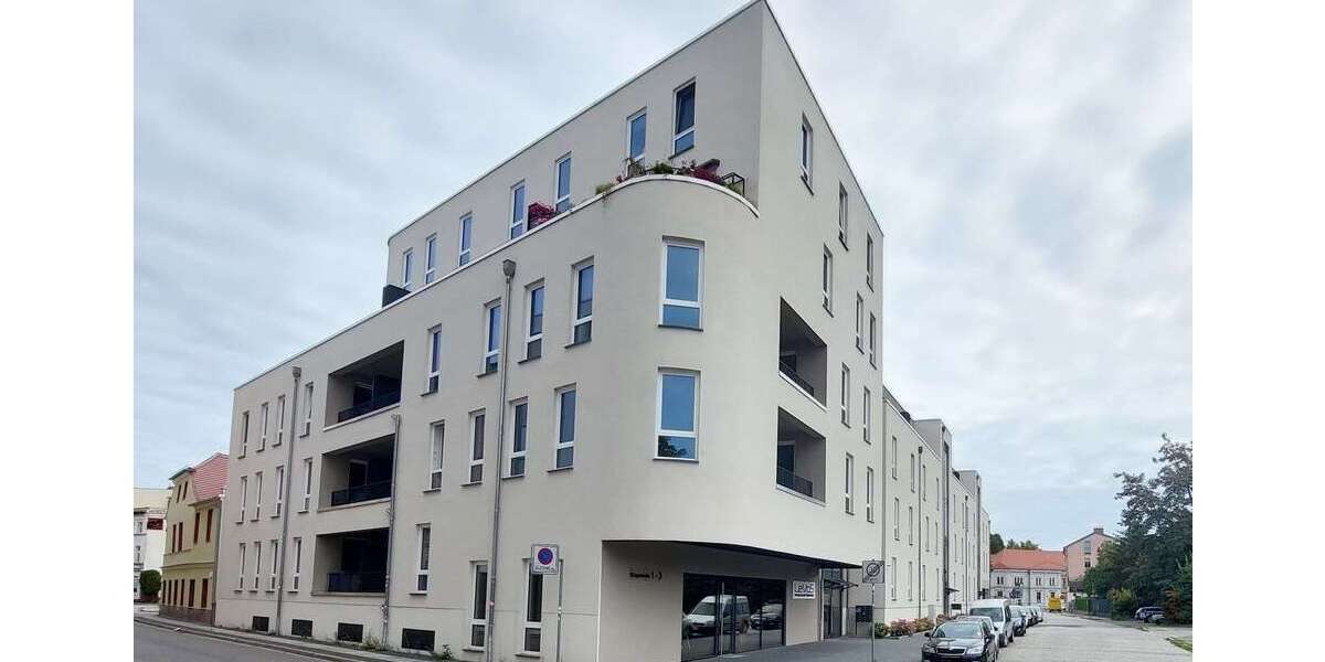 Etagenwohnung Cottbus - 4 Zimmer, 106 m&sup2;, 1.325&euro; | Angebot:25416973