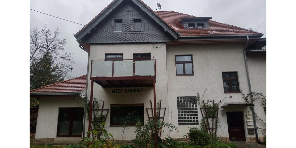 Dachgeschoßwohnung Jesberg - 2.5 Zimmer, 80 m&sup2;, 420&euro; | Angebot:25364398