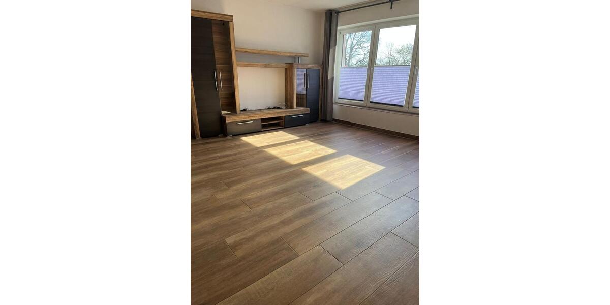 Etagenwohnung Garrel - 2 Zimmer, 80 m&sup2;, 1.000&euro; | Angebot:25751520