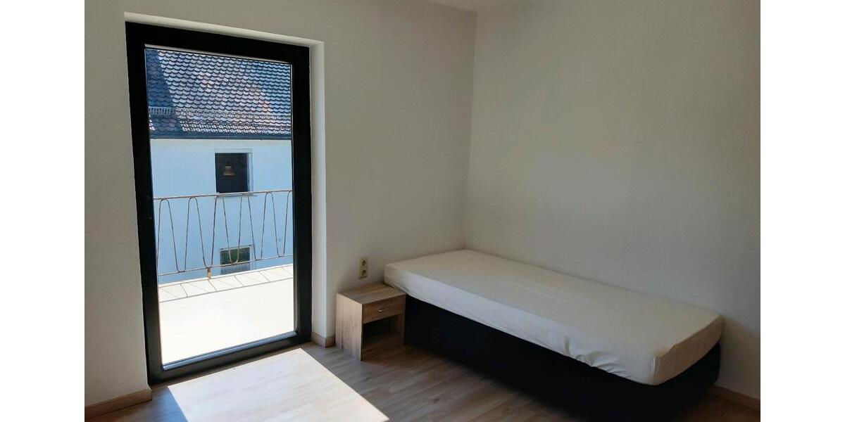 Wohnen auf Zeit Schwandorf - 1 Zimmer, 25 m&sup2;, 700&euro; | Angebot:25795243