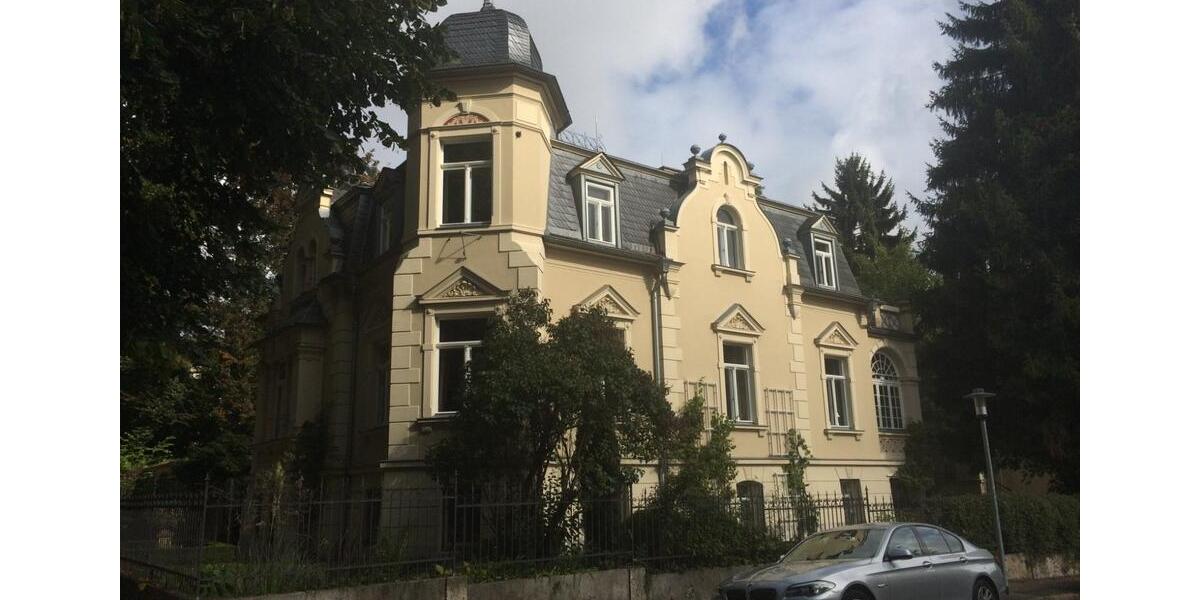 Studiowohnung in repräsenativer Villa in ruhiger Lage am Ilmpark 2 zimmer