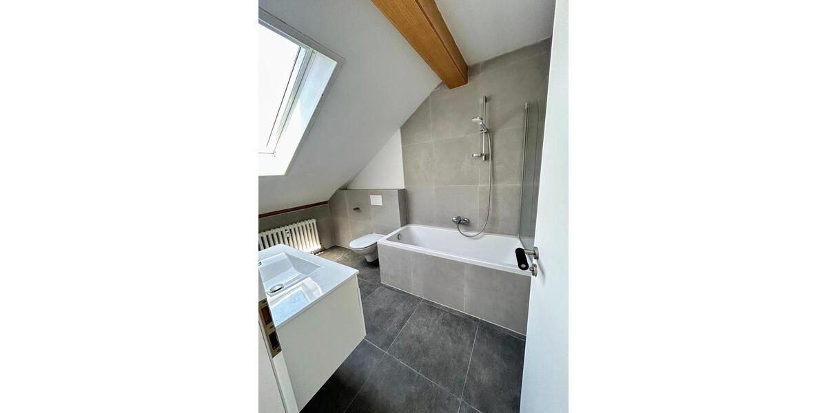 Dachgeschoßwohnung Mauth - 4 Zimmer, 111 m&sup2;, 450&euro; | Angebot:25807509