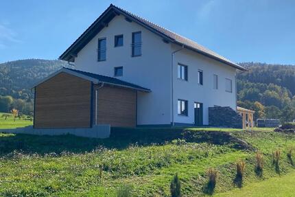 Haus Lalling - 5 Zimmer, 140 m&sup2;, 1.500&euro; | Angebot:27613292