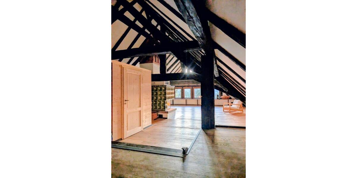 Dachgeschoßwohnung Dachsberg (Südschwarzwald) - 1 Zimmer, 101 m&sup2;, 950&euro; | Angebot:26677365
