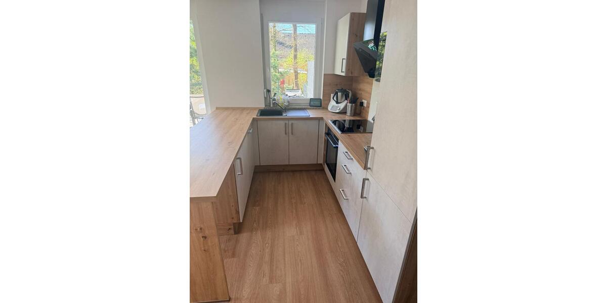Erdgeschoßwohnung Altenstadt an der Waldnaab - 3 Zimmer, 72 m&sup2;, 990&euro; | Angebot:26350205