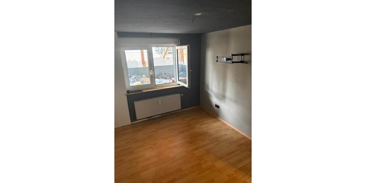 Erdgeschoßwohnung Wilnsdorf - 4 Zimmer, 96 m&sup2;, 800&euro; | Angebot:26034963