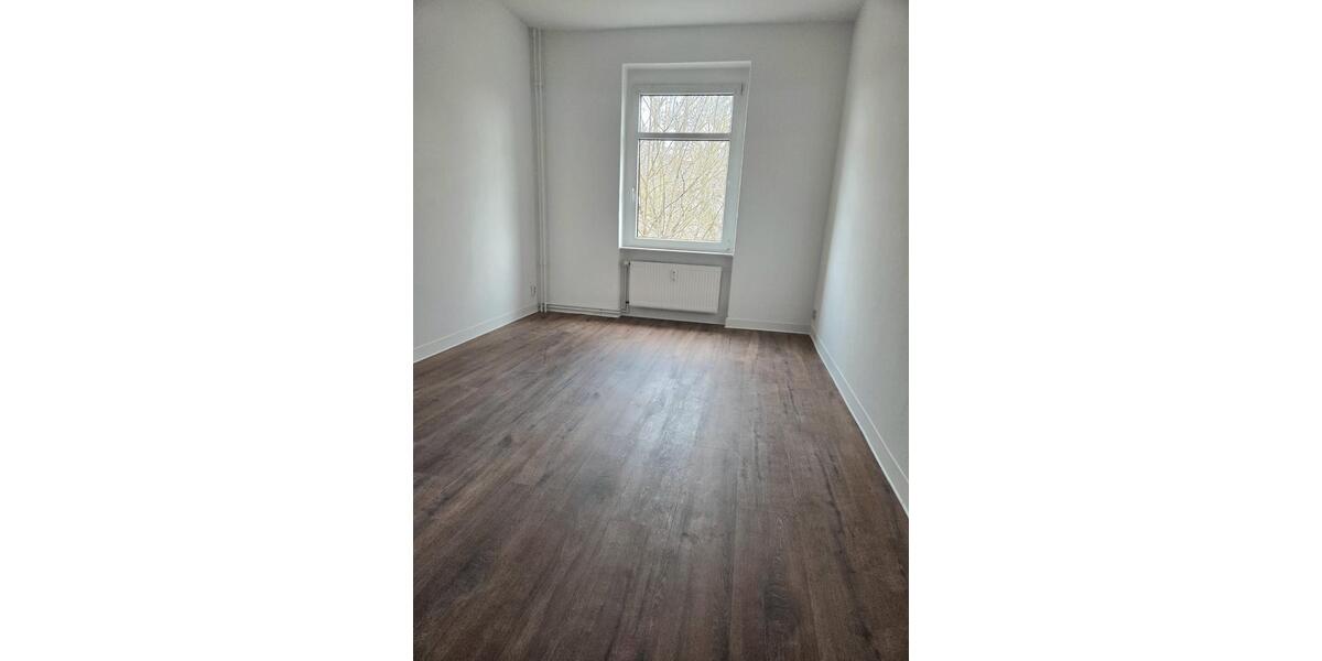 Etagenwohnung Magdeburg Nordwest - 4 Zimmer, 84 m&sup2;, 759&euro; | Angebot:26266521