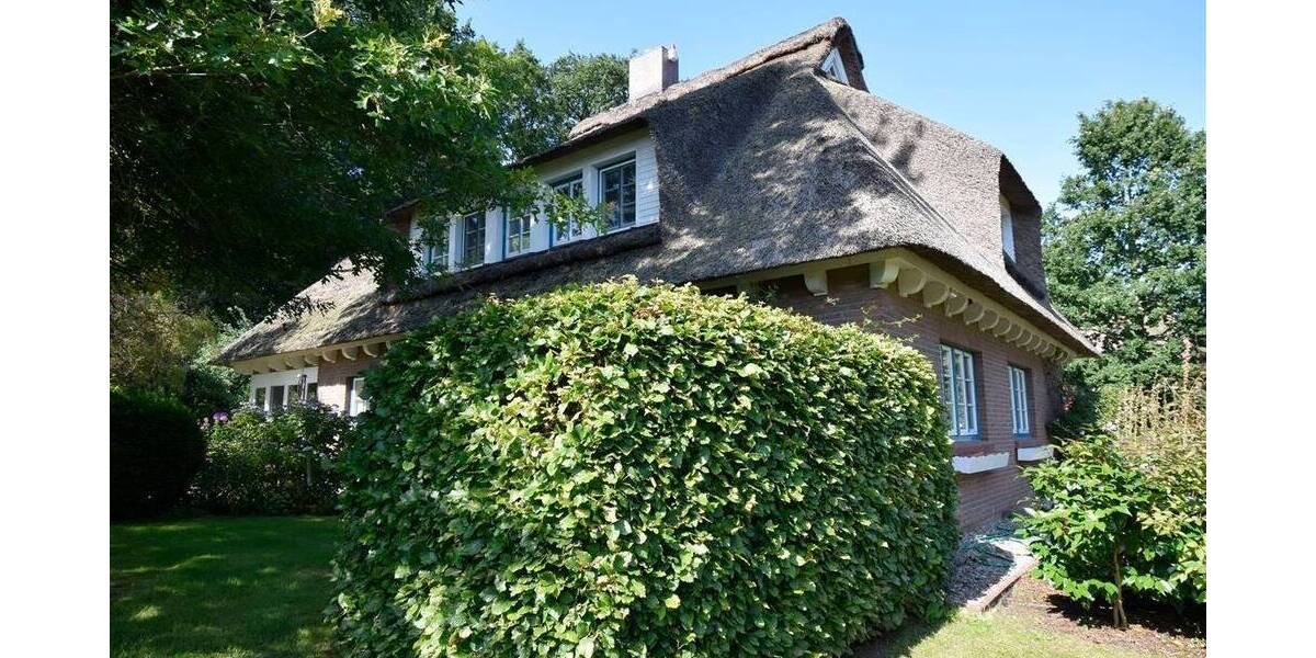 Traumhaus unter Reet! Repräsentatives Wohnhaus in Top Lage der Wingst zu vermieten. 6 zimmer