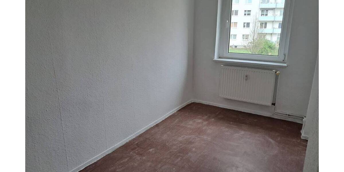 Etagenwohnung Burg - 3 Zimmer, 75 m&sup2;, 345&euro; | Angebot:23976203