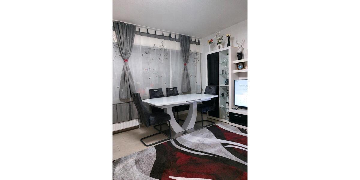 Etagenwohnung Gelsenkirchen Gelsenkirchen-Mitte - 3 Zimmer, 70 m&sup2;, 300&euro; | Angebot:25105148