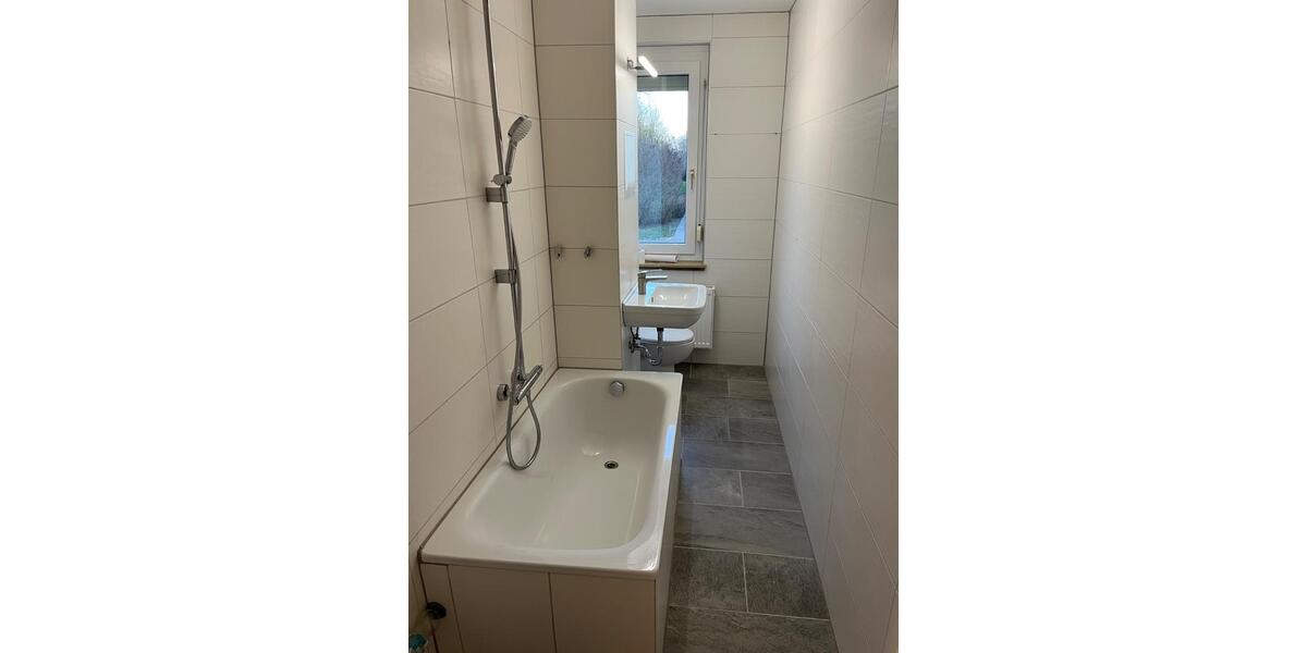 Erdgeschoßwohnung Weißenfels - 3 Zimmer, 61 m&sup2;, 390&euro; | Angebot:26311537