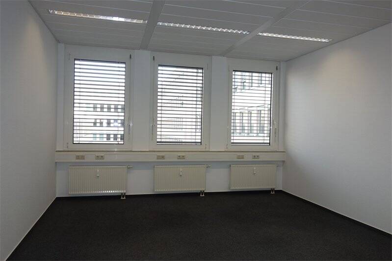 Gewerbeobjekt Teltow - 1 Zimmer, 524 m&sup2;, 4.985&euro; | Angebot:25805586