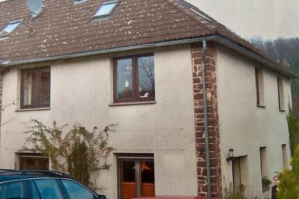 Wohnung Extertal - 6 Zimmer, 168 m&sup2;, 840&euro; | Angebot:25478951