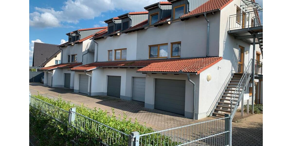 Exklusive EG-Wohnung, 90m² in 38458 Velpke - Garage, EBK, Garten zimmer