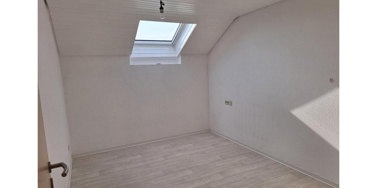 Etagenwohnung Crailsheim - 4 Zimmer, 96 m&sup2;, 1.040&euro; | Angebot:25512955