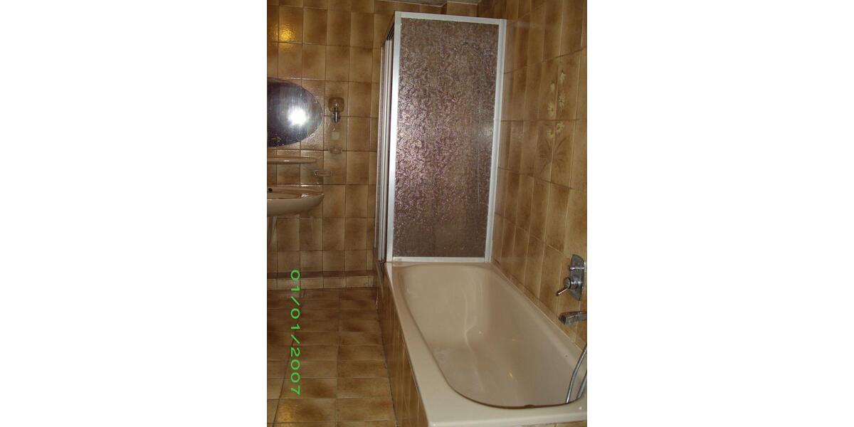 Etagenwohnung Bad Münder am Deister - 4 Zimmer, 120 m&sup2;, 600&euro; | Angebot:25613387