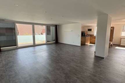 Wohnung Au i.d.Hallertau - 3 Zimmer, 125 m&sup2;, 1.200&euro; | Angebot:27102539