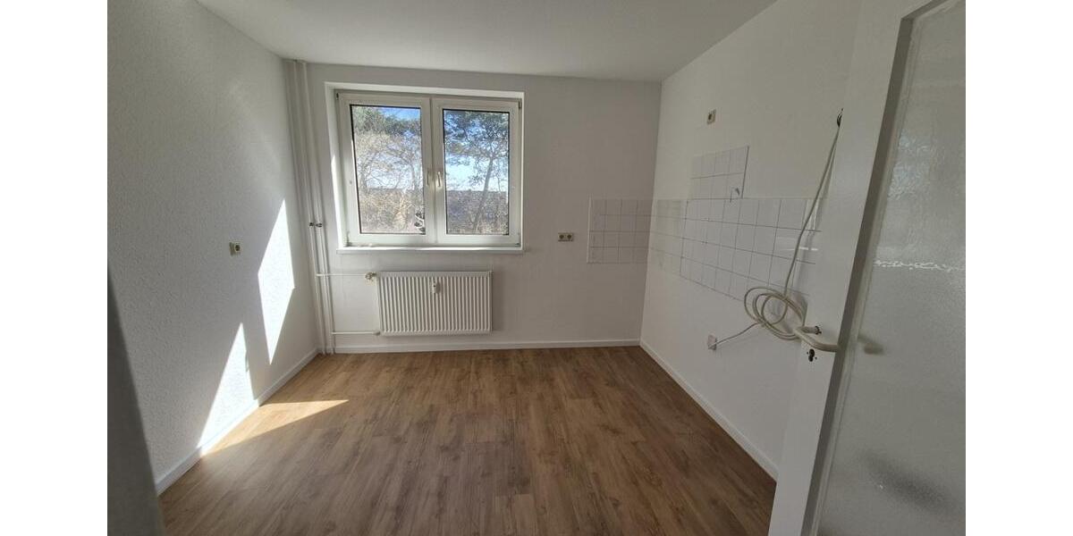Etagenwohnung Beeskow - 3 Zimmer, 75 m&sup2;, 370&euro; | Angebot:26545656