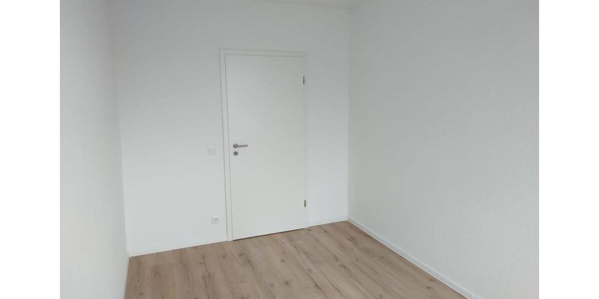 Dachgeschoßwohnung Lunzenau - 2.5 Zimmer, 60 m&sup2;, 330&euro; | Angebot:26096677