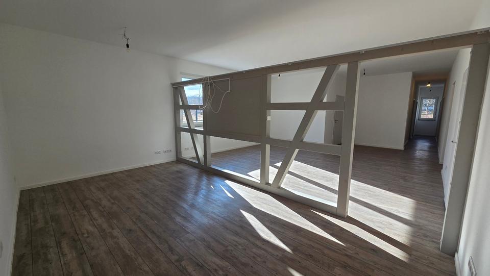 Einfamilienhaus Rathenow - 4 Zimmer, 167 m&sup2;, 1.900&euro; | Angebot:25046838