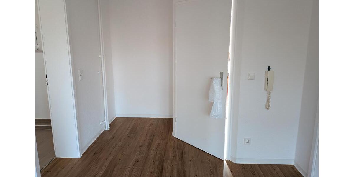 Etagenwohnung Hannover Linden-Limmer - 2 Zimmer, 58 m&sup2;, 581&euro; | Angebot:25569896