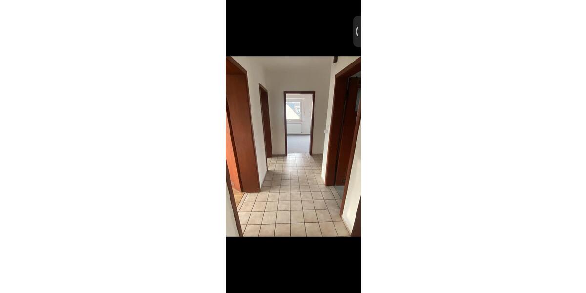 Etagenwohnung Duisburg Essenberg - 3 Zimmer, 80 m&sup2;, 850&euro; | Angebot:26618909