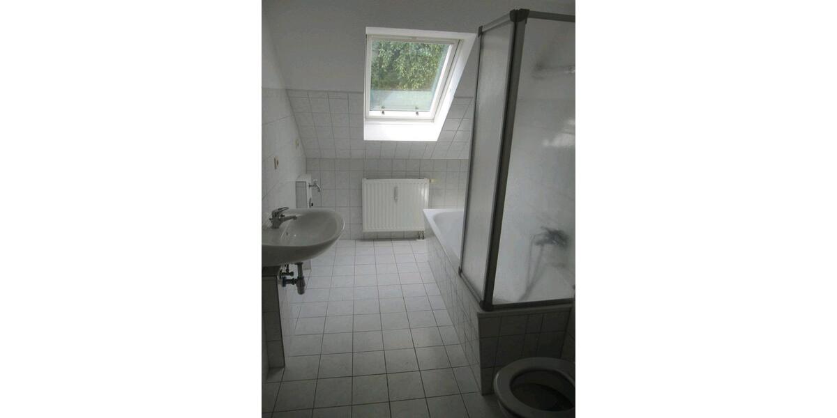 Dachgeschoßwohnung Schönheide - 4 Zimmer, 87 m&sup2;, 715&euro; | Angebot:26224857