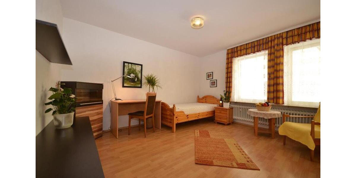 Etagenwohnung Wunsiedel - 1.5 Zimmer, 35 m&sup2;, 460&euro; | Angebot:26003210