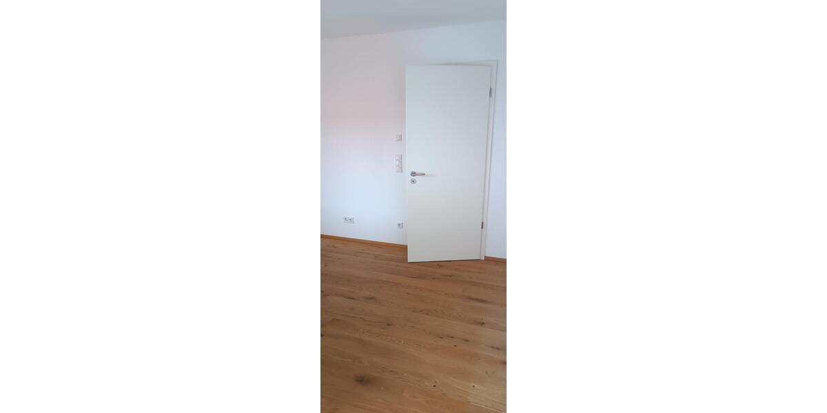 Dachgeschoßwohnung Wassertrüdingen - 5 Zimmer, 117 m&sup2;, 1.060&euro; | Angebot:24877180