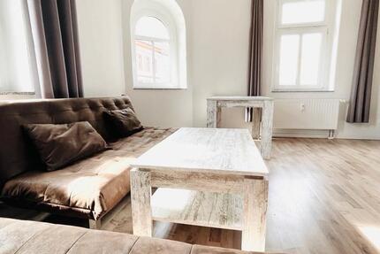 Schöne 3 Raum Wohnung mit EBK in ruhiger zentraler Lage 3 zimmer