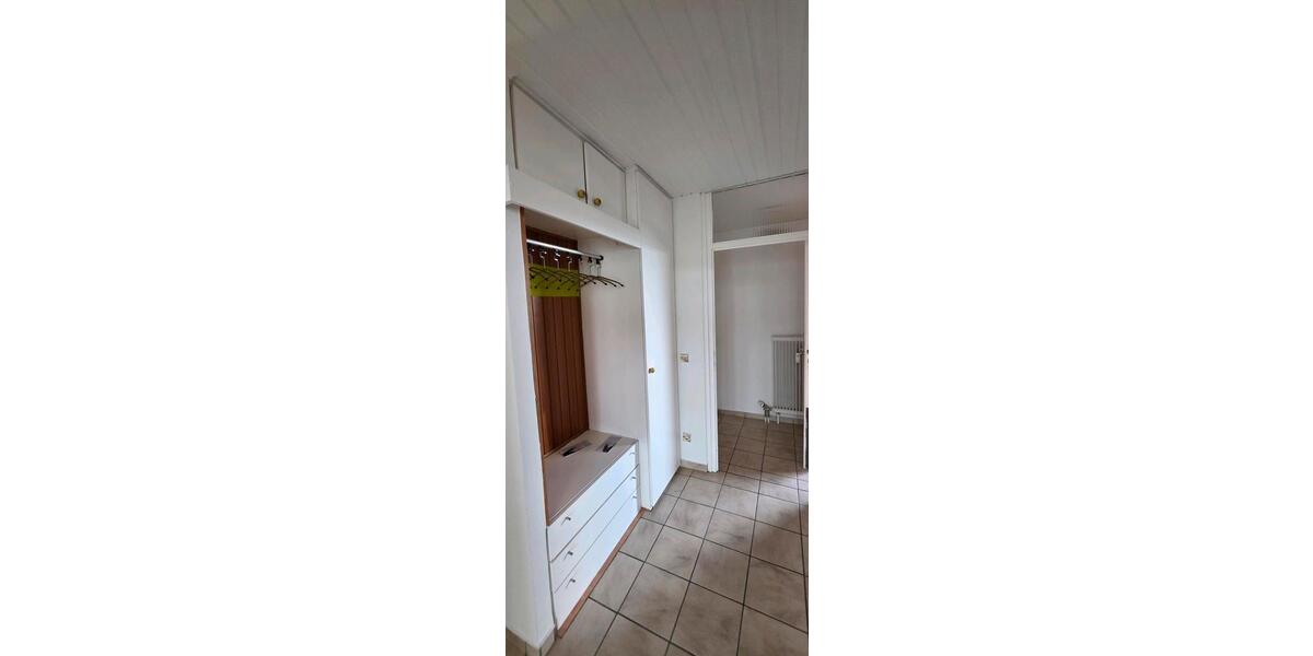 Etagenwohnung Wolfsburg - 2 Zimmer, 90 m&sup2;, 1.125&euro; | Angebot:26639343