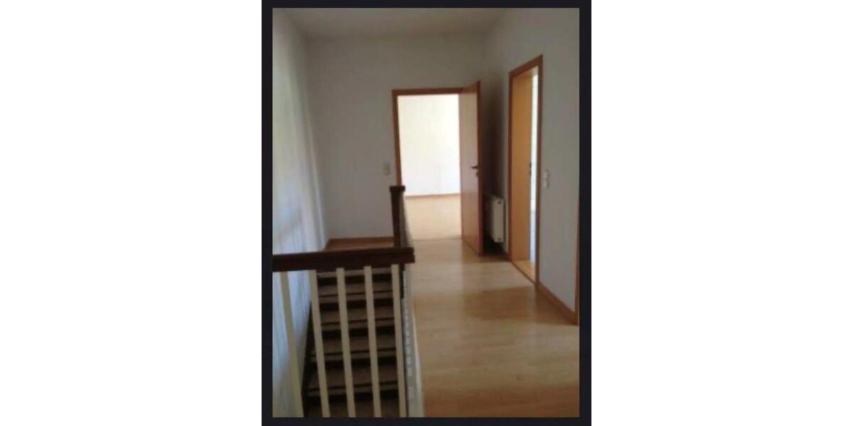 Maisonettenwohnung Löbau - 3 Zimmer, 69 m&sup2;, 475&euro; | Angebot:25080174