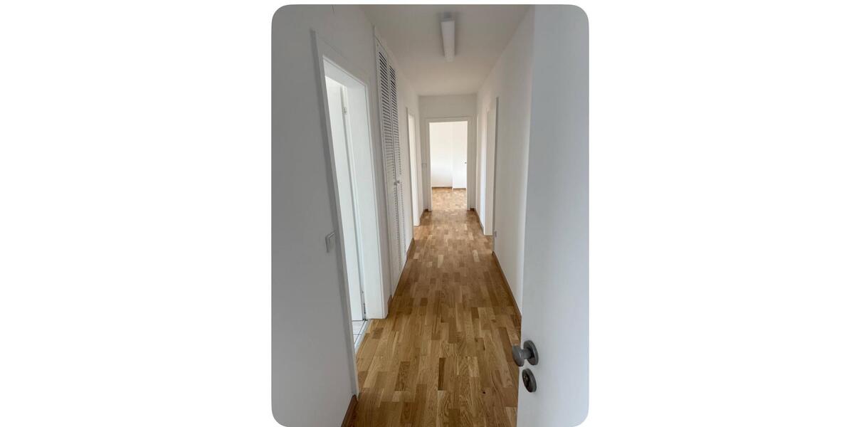 Etagenwohnung Stadtbergen - 3 Zimmer, 90 m&sup2;, 1.700&euro; | Angebot:24457263