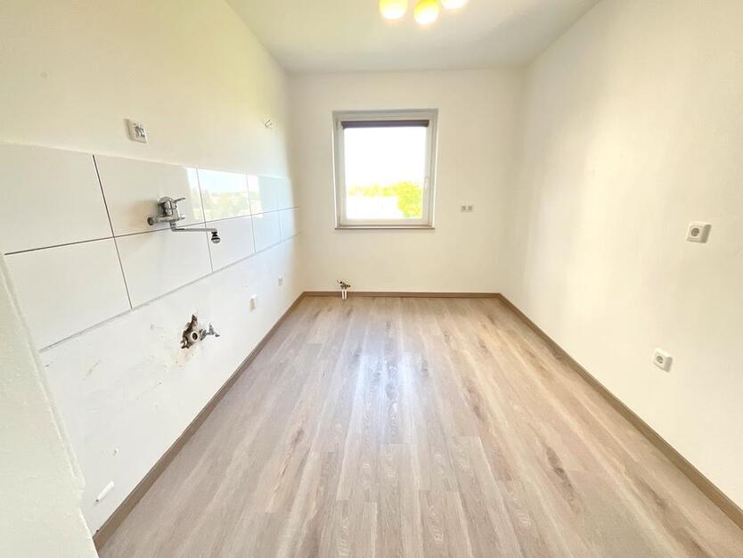 Renovierte 3 Zimmerwohnung mit Balkon